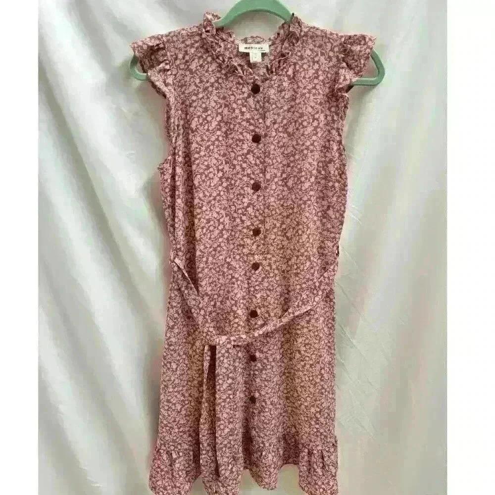 Monteau pink floral dress in a sleeveless, buttoned-down style